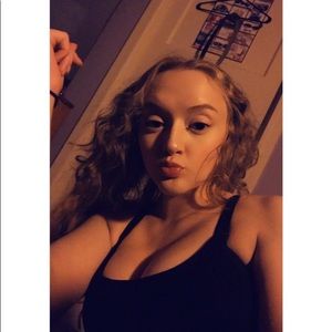 Meet your Posher, Calista